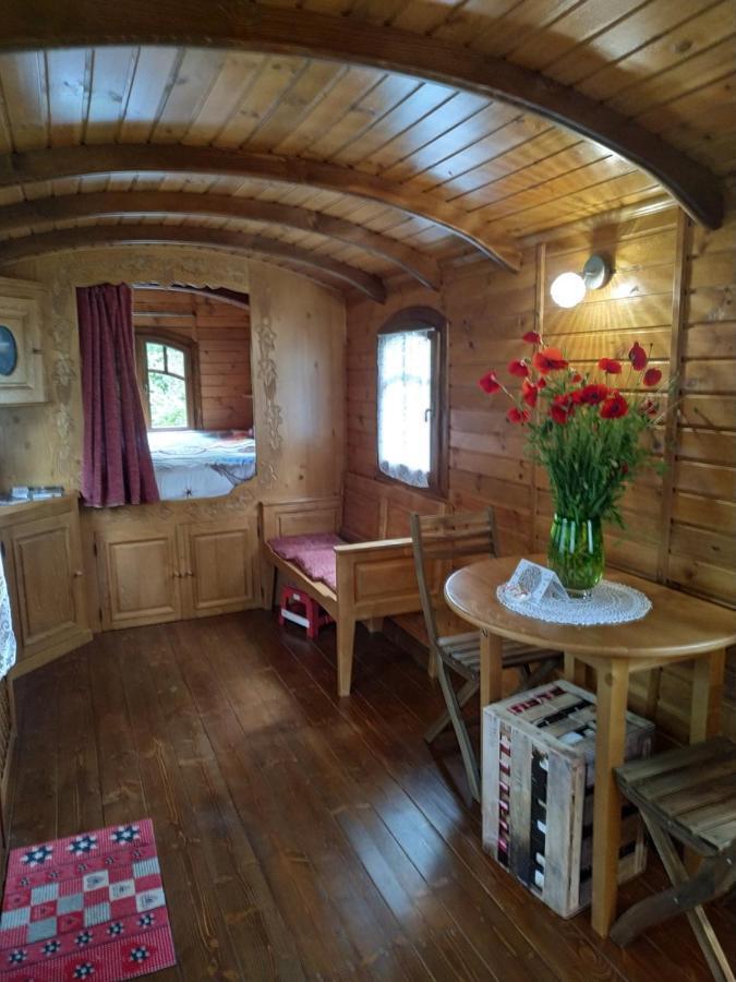 Les Roulottes Vesta Villa Léognan Eksteriør billede